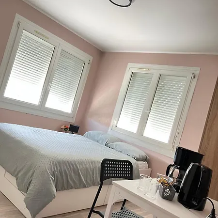 Privee A Pres Du Centre Guest house